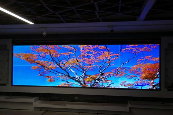 無縫拼接屏在城市售樓中心的應(yīng)用能起到哪些作用？