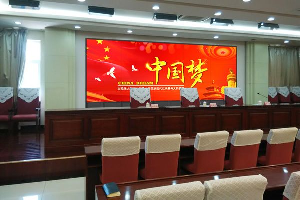 無縫拼接屏的使用壽命一般是多長(zhǎng)時(shí)間？