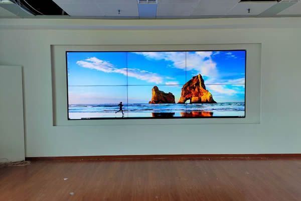 一套拼接屏價(jià)格大概多少錢(qián)？是這樣計(jì)算的