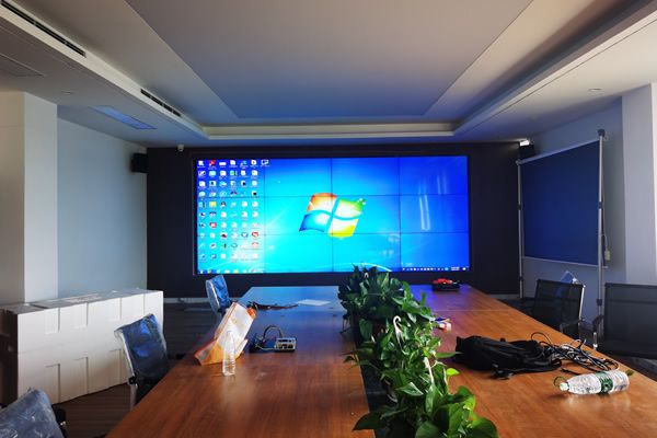 液晶電視機與液晶拼接屏有什么區(qū)別？