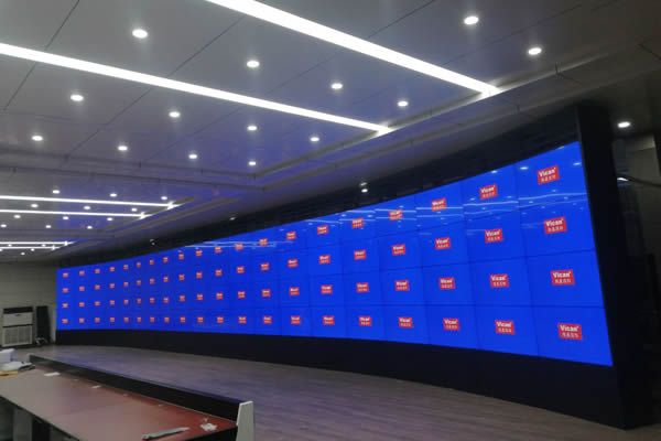 LCD拼接屏與LED顯示屏的區(qū)別有哪些，該如何選擇？