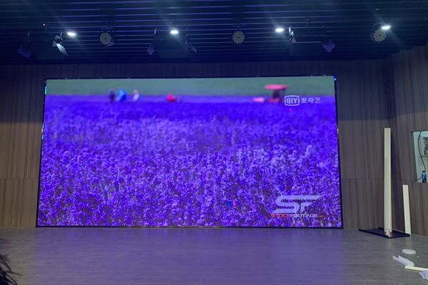 會議大屏有哪些，會議室選擇哪種顯示大屏比較好？