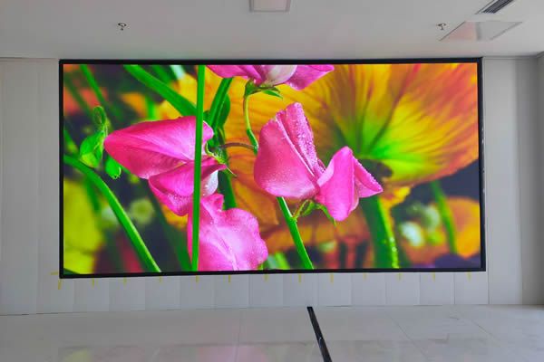 直播背景墻用什么顯示大屏，哪個(gè)品牌好