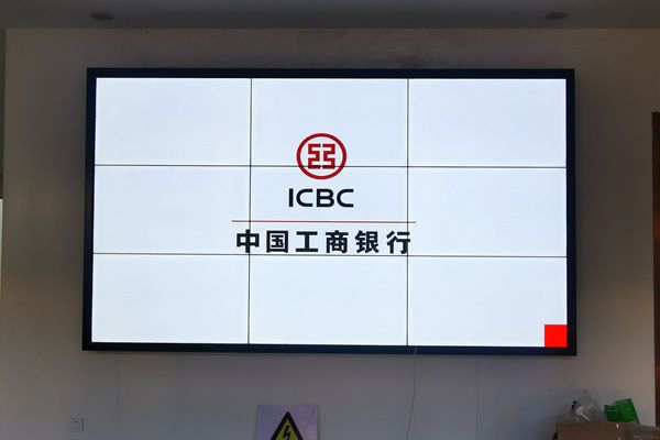 會(huì)議場(chǎng)合使用拼接屏好，還是LED屏好？