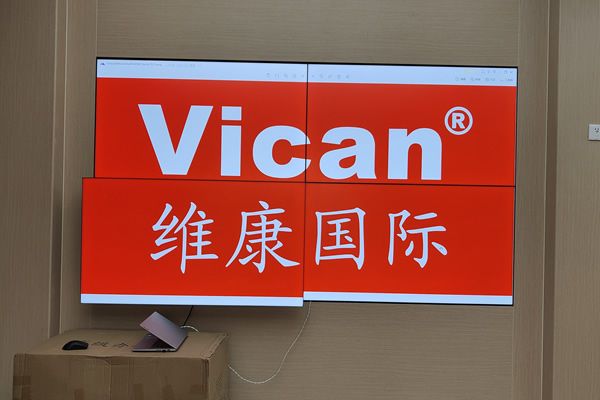 液晶拼接屏顯示多臺(tái)電腦信號(hào)是怎么做到的