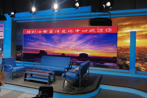 直播平臺使用拼接屏好，還是LED顯示屏好？