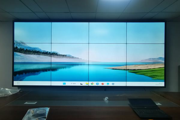 拼接屏安裝是怎么做到點(diǎn)對(duì)點(diǎn)、不變形顯示的？