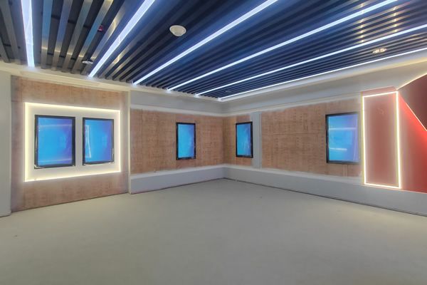 大尺寸的觸摸顯示屏有哪些，哪些顯示大屏支持觸控功能的？