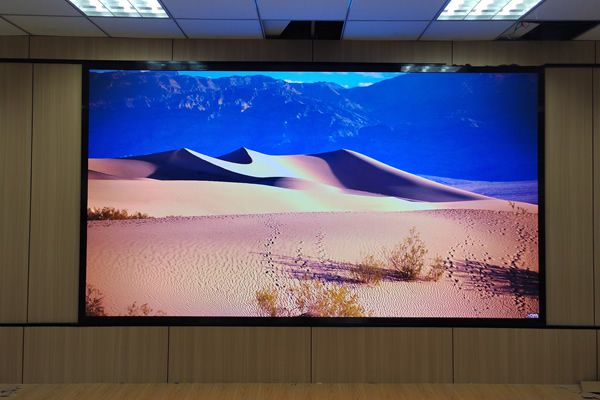 會(huì)議室要用多大的顯示屏合適，用哪種顯示大屏好？