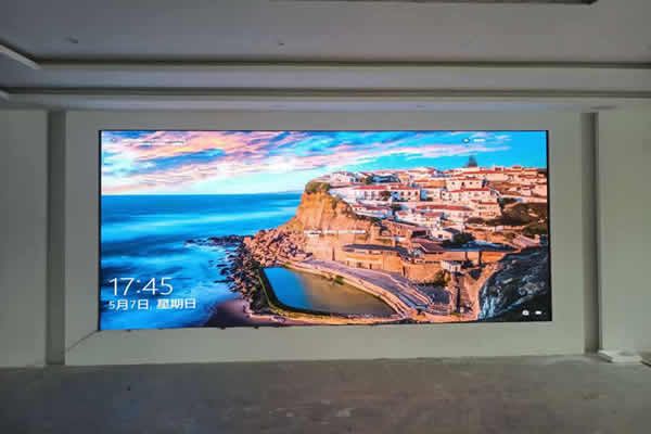 LED顯示屏好，還是無縫拼接屏好？