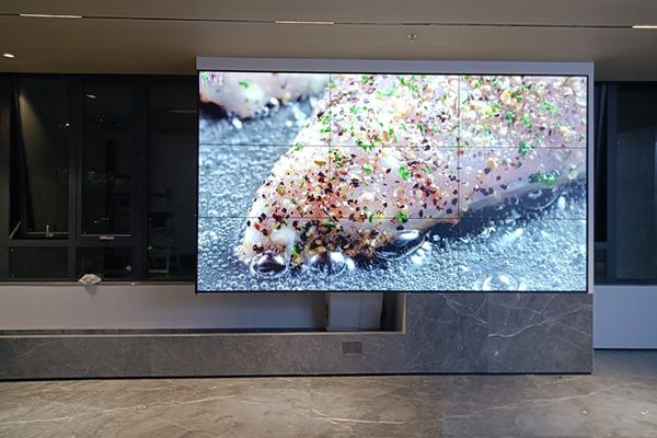 營(yíng)業(yè)廳使用液晶拼接屏，還是LED顯示屏好？