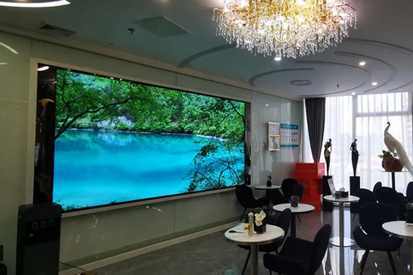 LED顯示屏可以當(dāng)家庭電視使用嗎，用哪種規(guī)格型號的好？