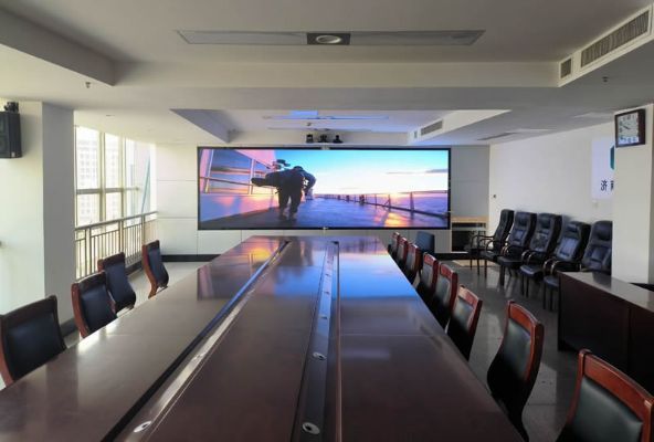 一般會議室使用會議一體機好，還是LED顯示屏好