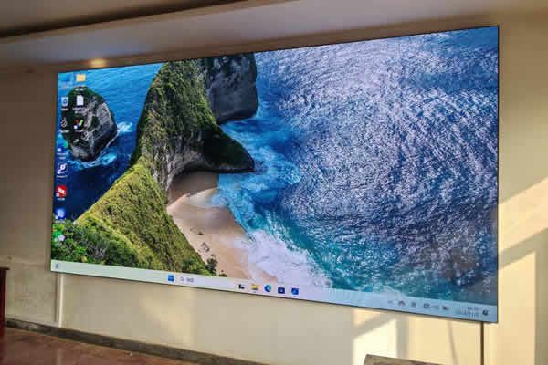 商場(chǎng)大屏那種好？LED顯示屏在商場(chǎng)的作用