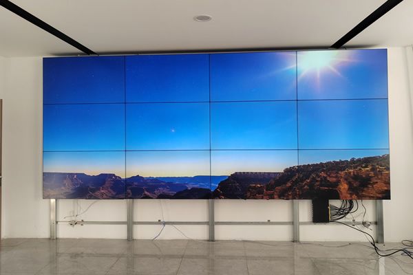 會(huì)議室大屏幕用led屏好，還是拼接屏好