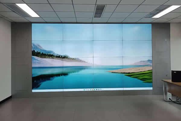 一塊55寸液晶拼接屏大概多少錢？