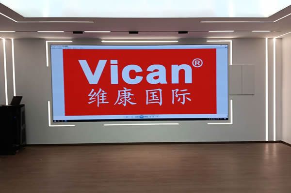 100平方的會議室屏幕尺寸要做多大？